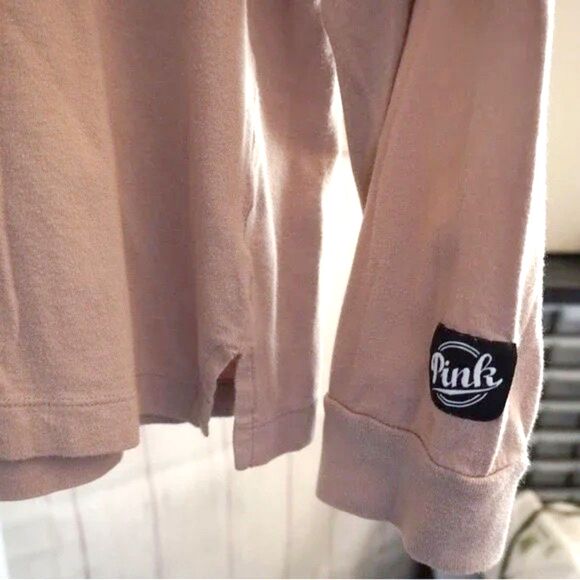 Victoria's Secret Pink sz L Beige Long Sleeve Graphic Tee - Picture 4 of 8